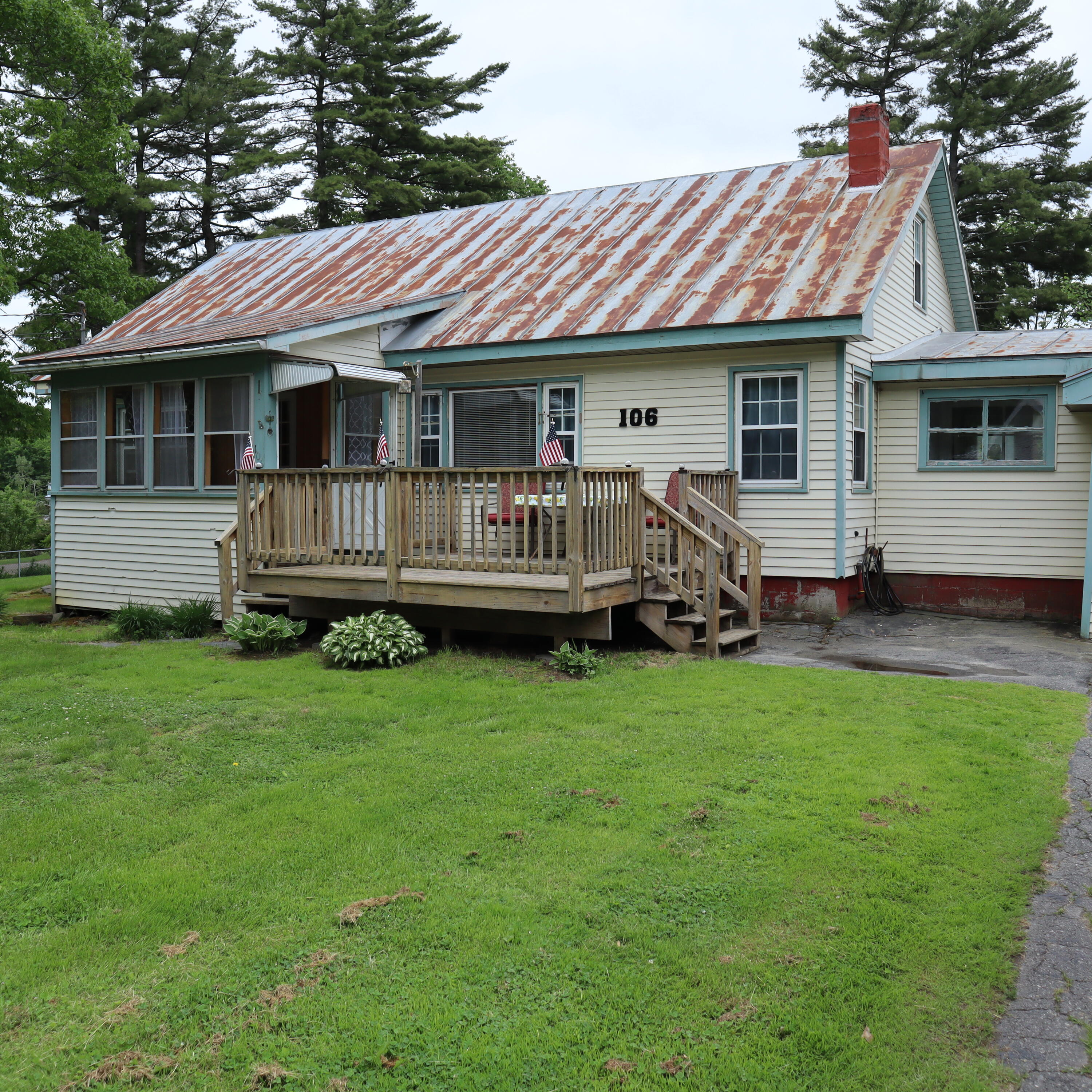 106 Belgrade Road Oakland, ME 04963 - Photo 2 of 15 Front View