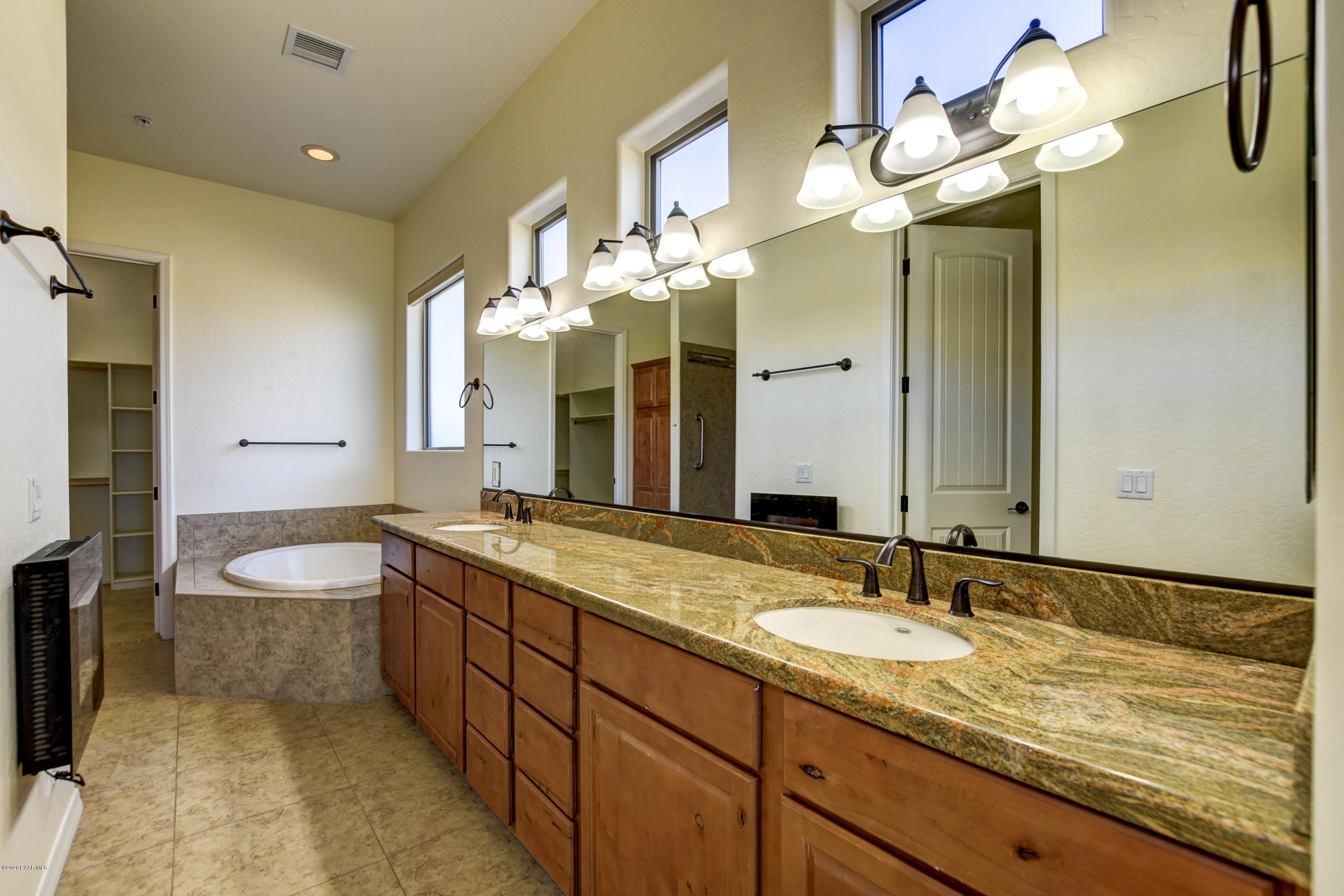 358 Breezy Road Prescott, AZ 86301 - Photo 19 of 37 Master Bathroom 1