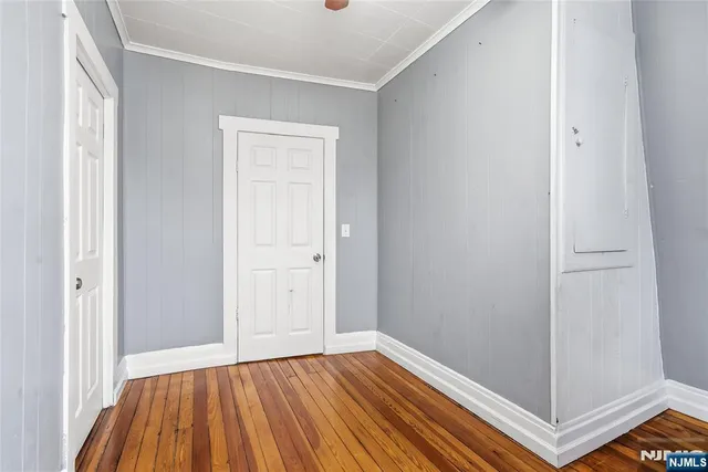 $369,900 | 48 Arverne Terrace, Irvington, NJ 07111