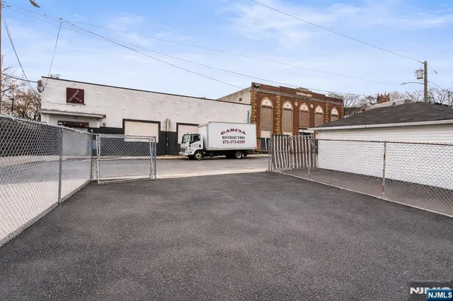 $369,900 | 48 Arverne Terrace, Irvington, NJ 07111