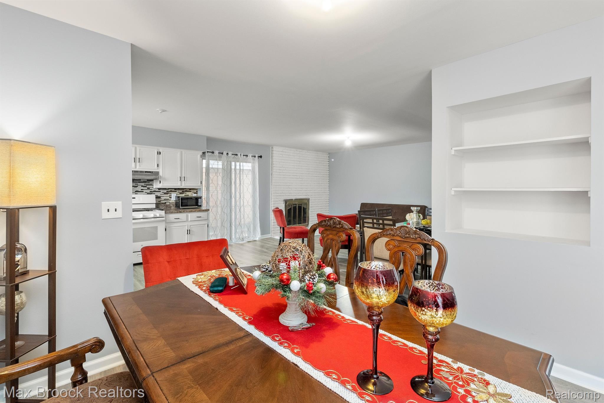 43722 Hanford Road Canton, MI 48187 - Photo 10 of 29 Gallery Image 10