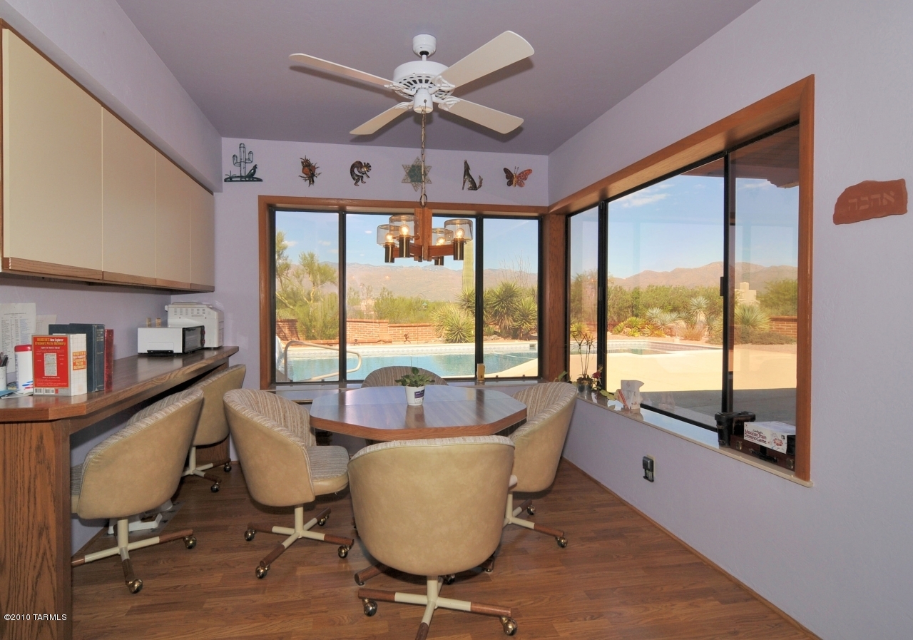 906 North Rancho Del Jefe Loop Tucson, AZ 85748 - Photo 8 of 17 Gallery Image 8