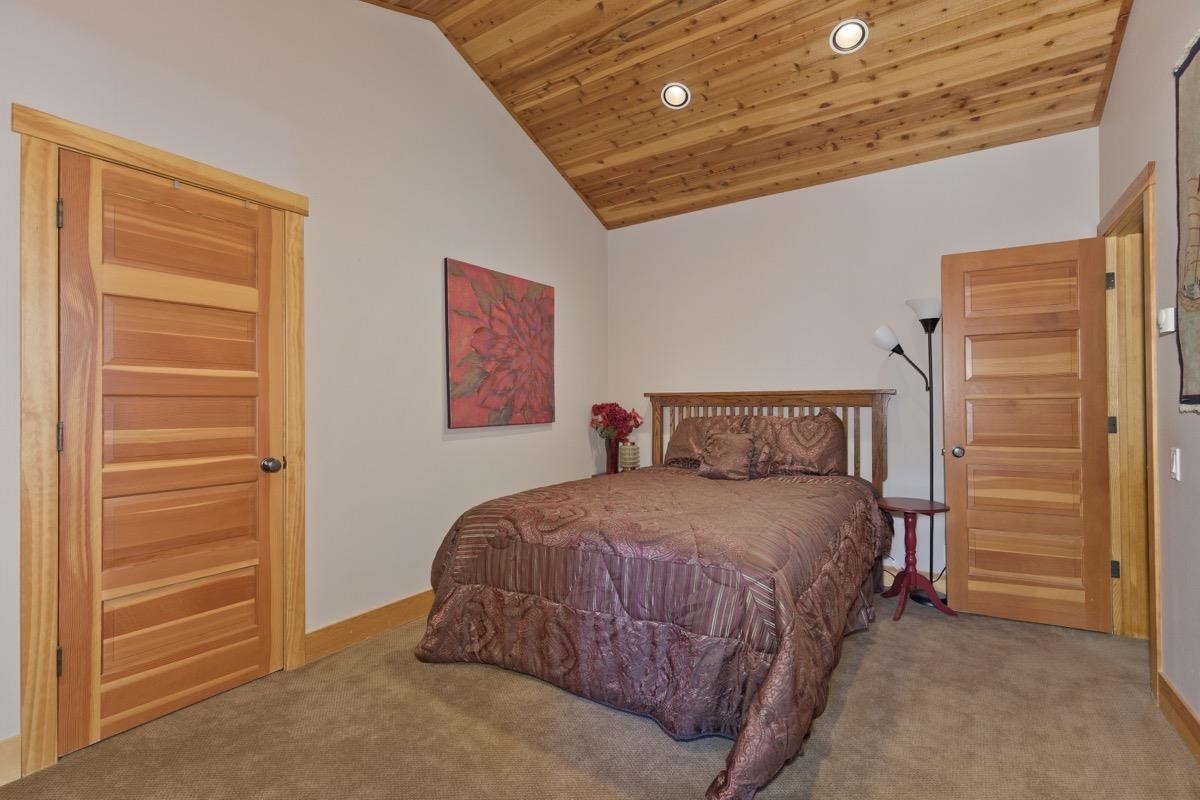 66 Badger Road Mammoth Lakes, CA 93546 - Photo 29 of 50 Gallery Image 29