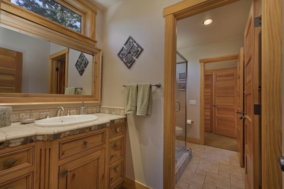 66 Badger Road Mammoth Lakes, CA 93546 - Photo 34 of 50 Gallery Image 34