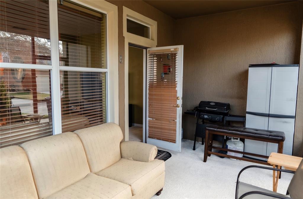 6673 Duncaster Street Windermere, FL 34786 - Photo 7 of 25 a balcony with couple of chairs