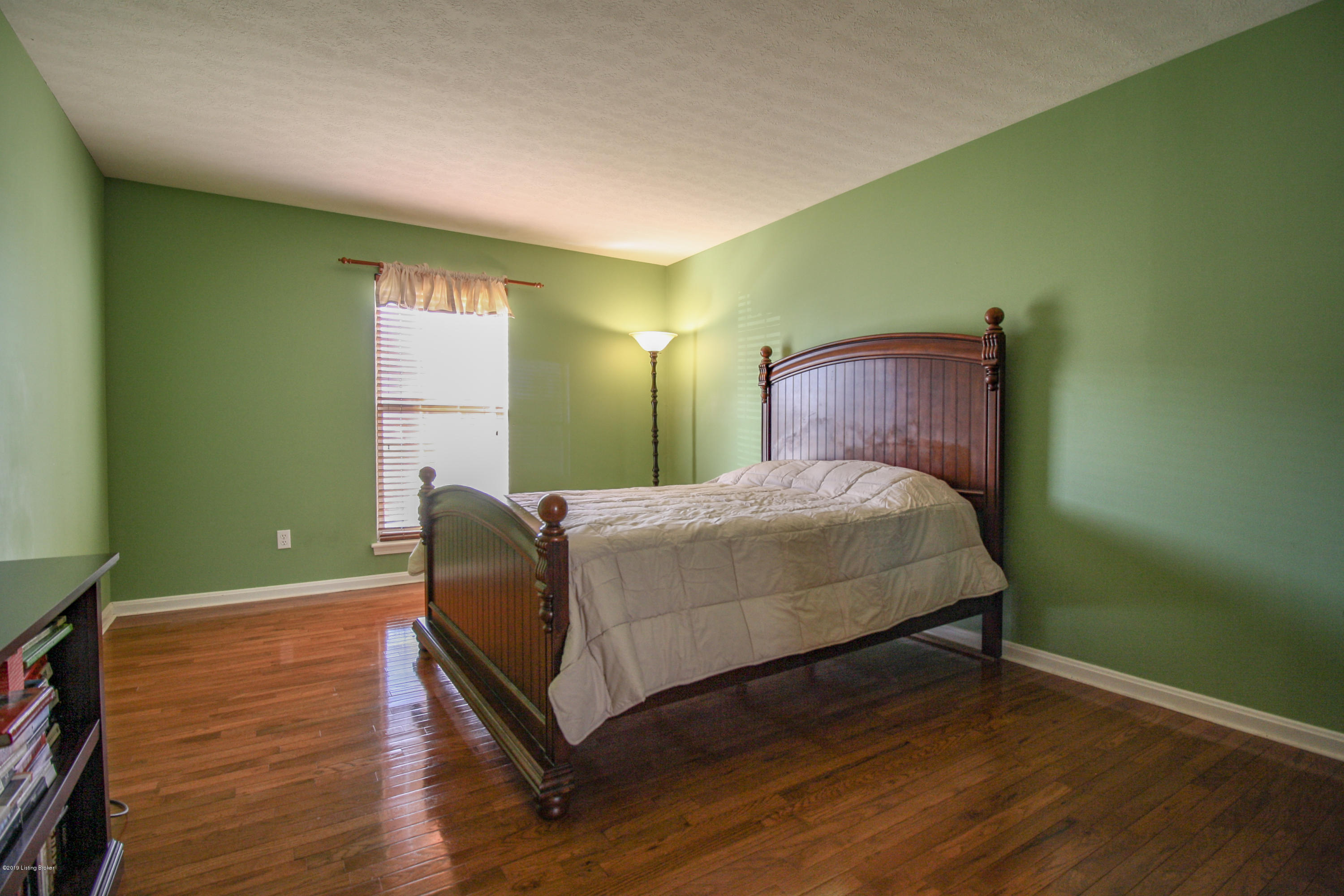 4003 Gaudet Road Louisville, KY 40299 - Photo 12 of 22 IMG_5212