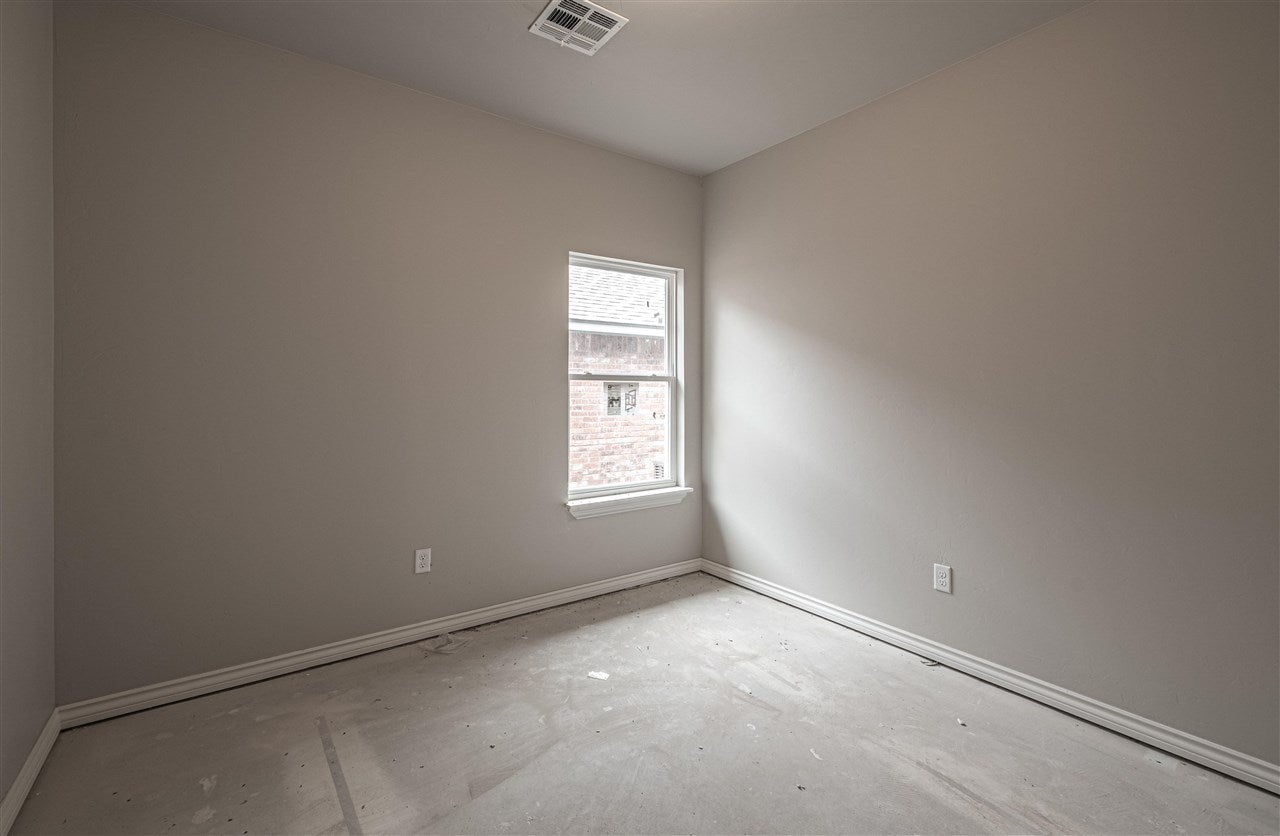 411 Grove Street Perry, OK 73077 - Photo 16 of 22 Gallery Image 16