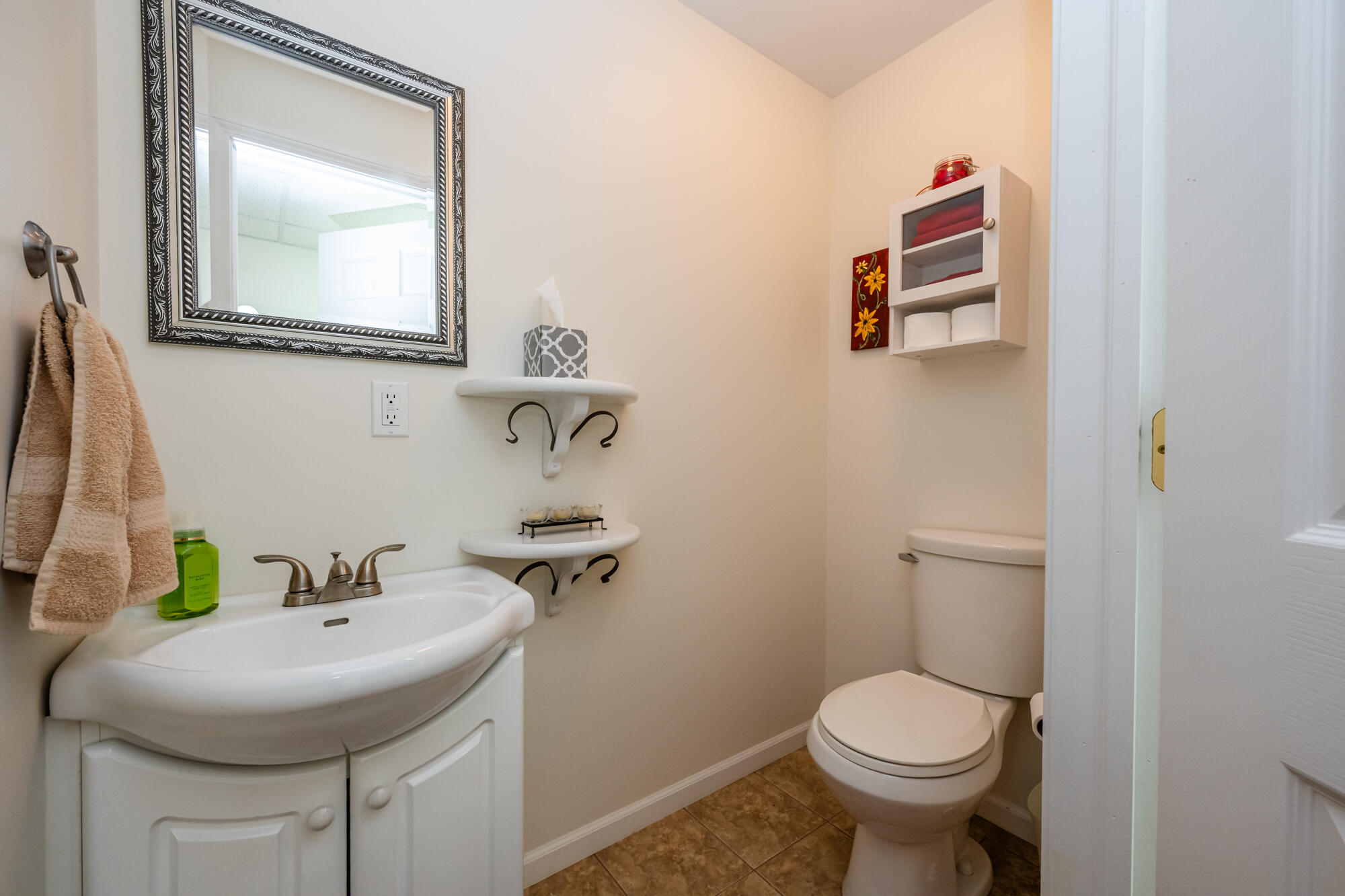 5570 Territorial Road Benton Harbor, MI 49022 - Photo 21 of 60 Territorial-144