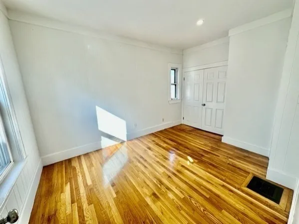 $4,200 | 14-16 Stanford Terrace, Unit 1, Somerville, MA 02143