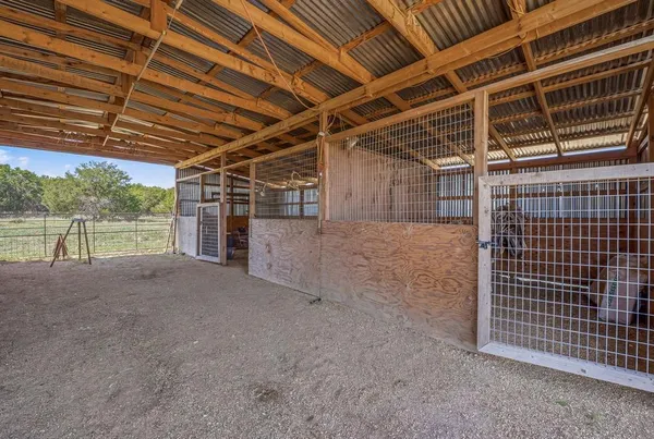 a view of room with an empty room