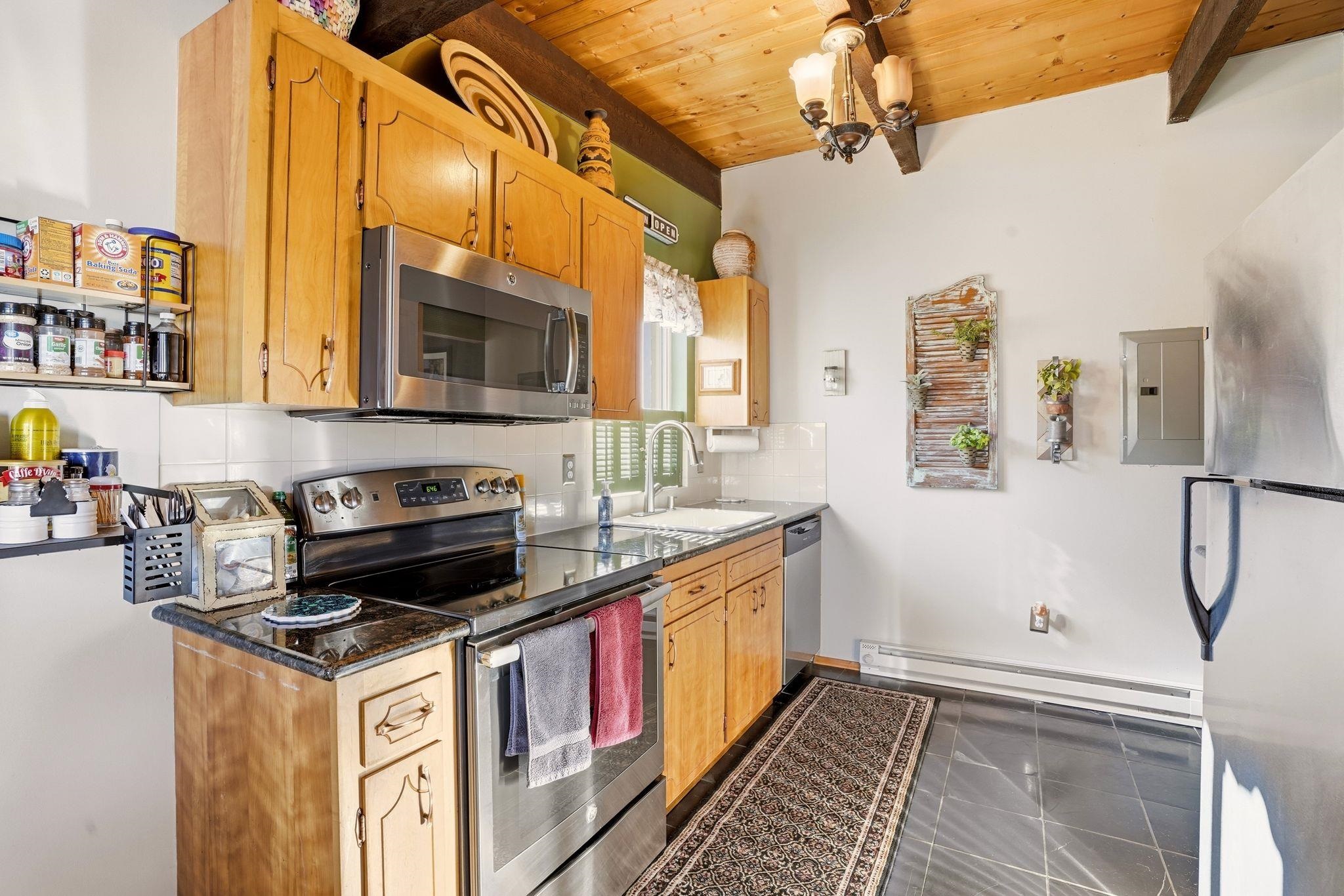 108 East Rowan Avenue, Unit 12 Spokane, WA 99207 - Photo 14 of 32