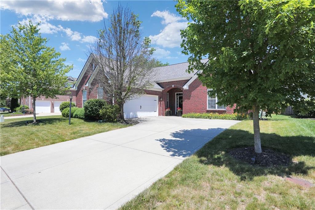 12305 Wolverton Way Fishers, IN 46037 - Photo 3 of 49 Gallery Image 3