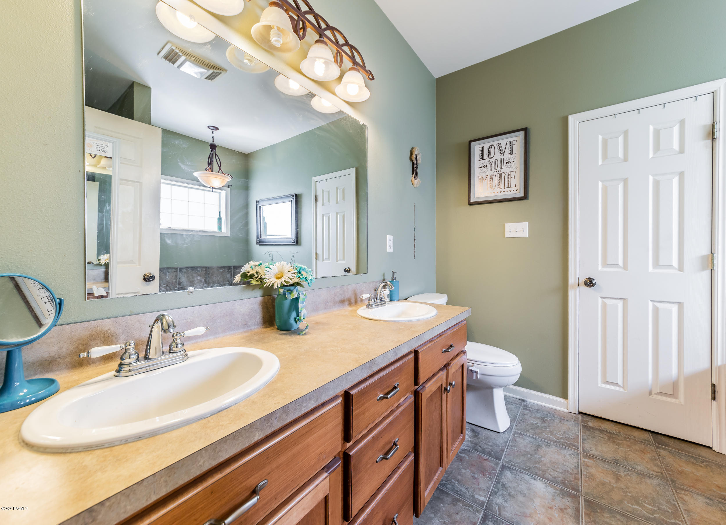1080 Rene O Guidry Road Breaux Bridge, LA 70517 - Photo 11 of 21 Gallery Image 11