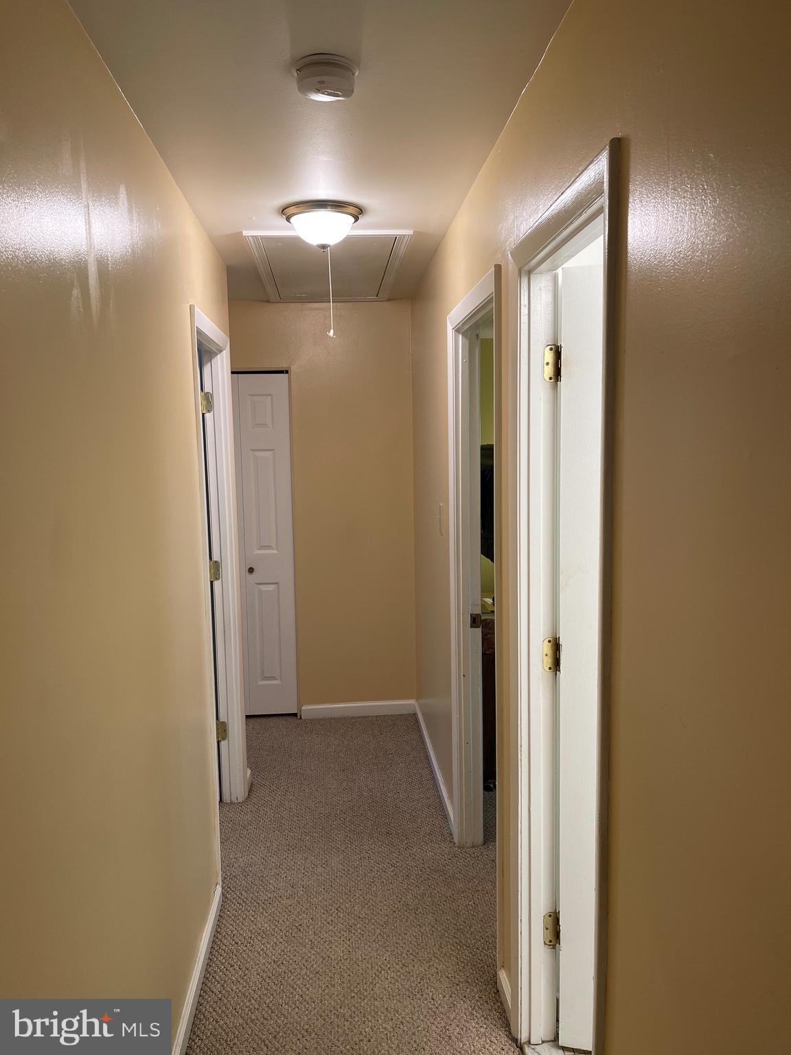 4010 Winlee Road Randallstown, MD 21133 - Photo 18 of 41 a view of hallway with a large mirror