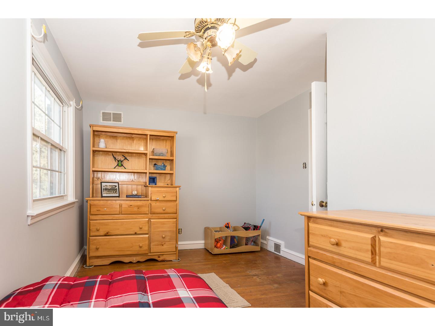 184 Sycamore Road Havertown, PA 19083 - Photo 14 of 21 Bedroom 3