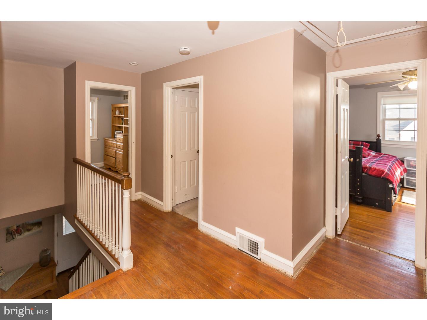184 Sycamore Road Havertown, PA 19083 - Photo 15 of 21 Hallway