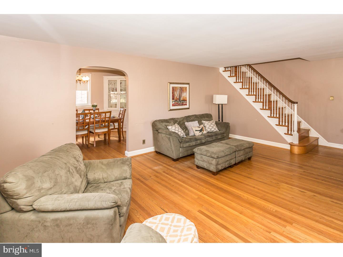 184 Sycamore Road Havertown, PA 19083 - Photo 3 of 21 Living Room