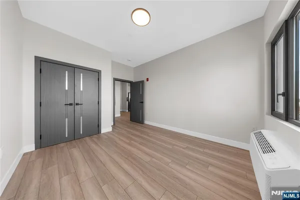 $2,150 | 87-89 Mary Street, Unit 504, Paterson, NJ 07503
