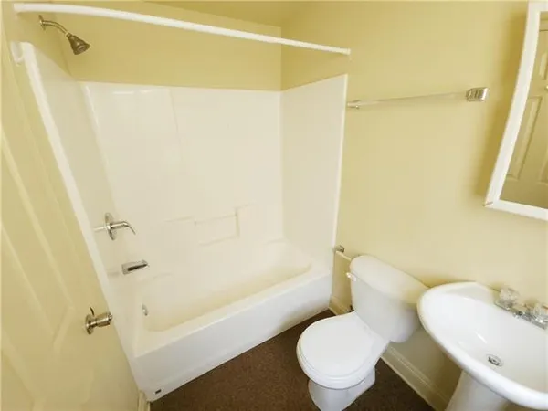 $1,000 | 421 South Lopez Street, Unit B, New Orleans, LA 70119
