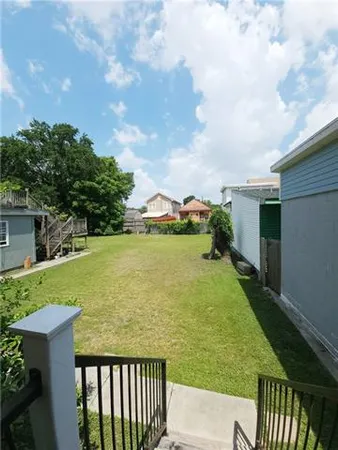 $1,000 | 421 South Lopez Street, Unit B, New Orleans, LA 70119
