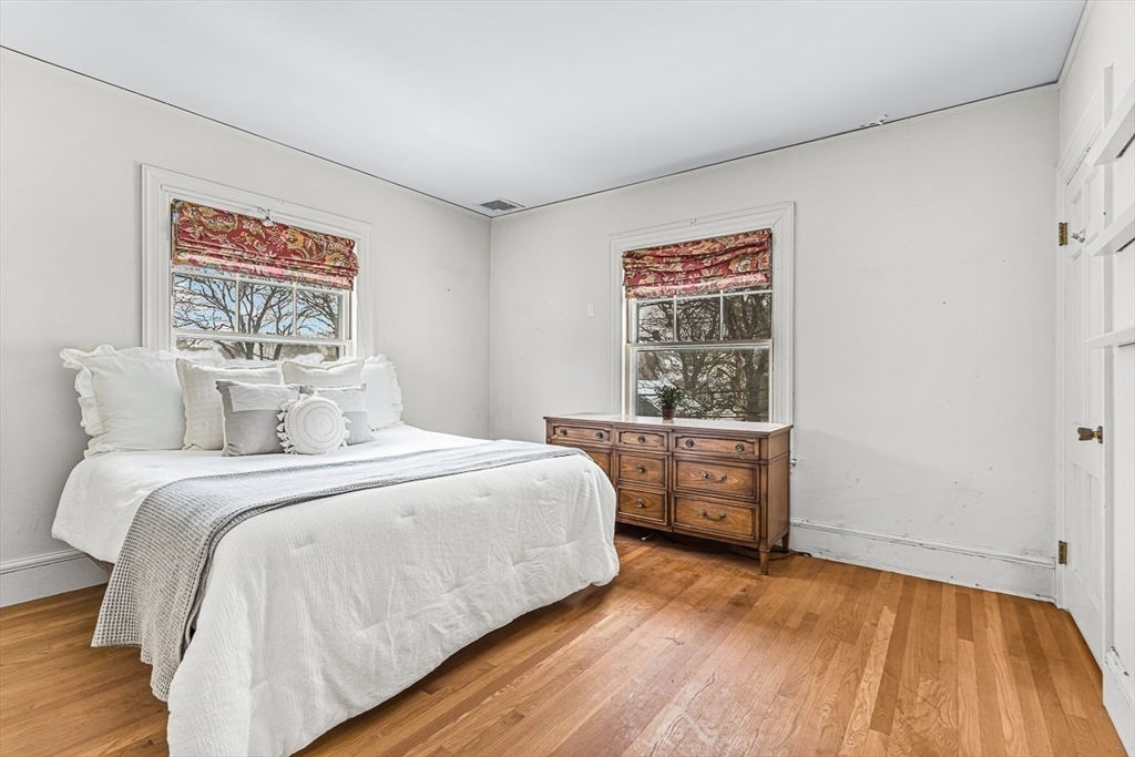 5 Woodside Road Winchester, MA 01890 - Photo 26 of 39 Gallery Image 26