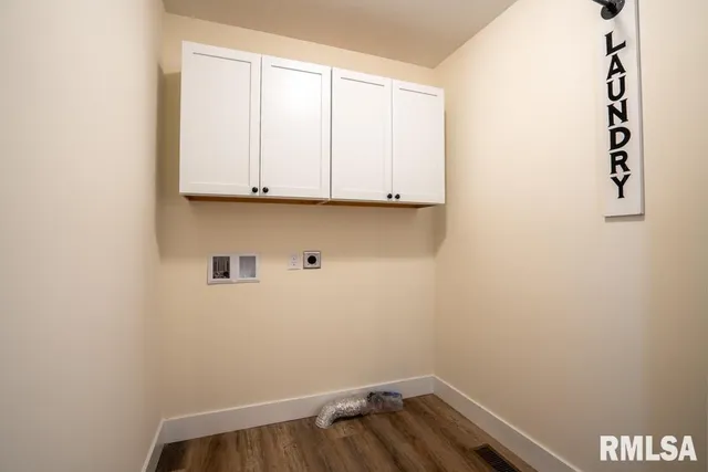 $274,000 | 659 Copper Creek Lane, Herrin, IL 62948