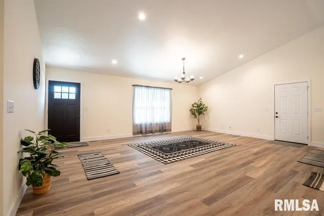 $274,000 | 659 Copper Creek Lane, Herrin, IL 62948