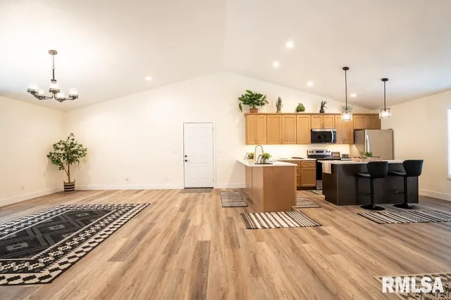 $274,000 | 659 Copper Creek Lane, Herrin, IL 62948