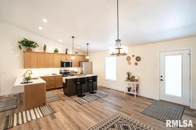 $274,000 | 659 Copper Creek Lane, Herrin, IL 62948