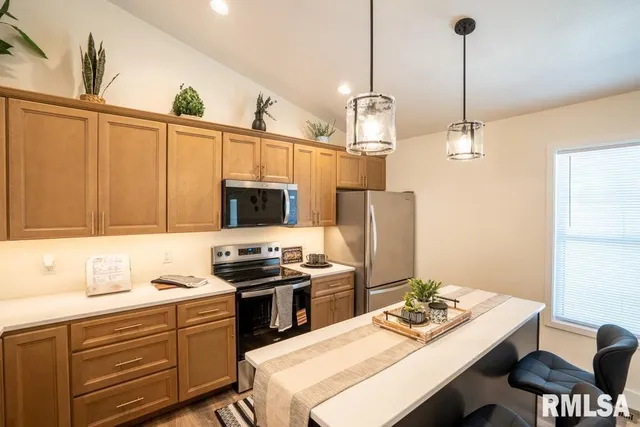 $274,000 | 659 Copper Creek Lane, Herrin, IL 62948