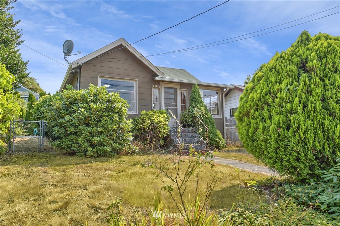 1114 Perry Avenue Bremerton, WA 98310 - Photo 17 of 21 Gallery Image 17