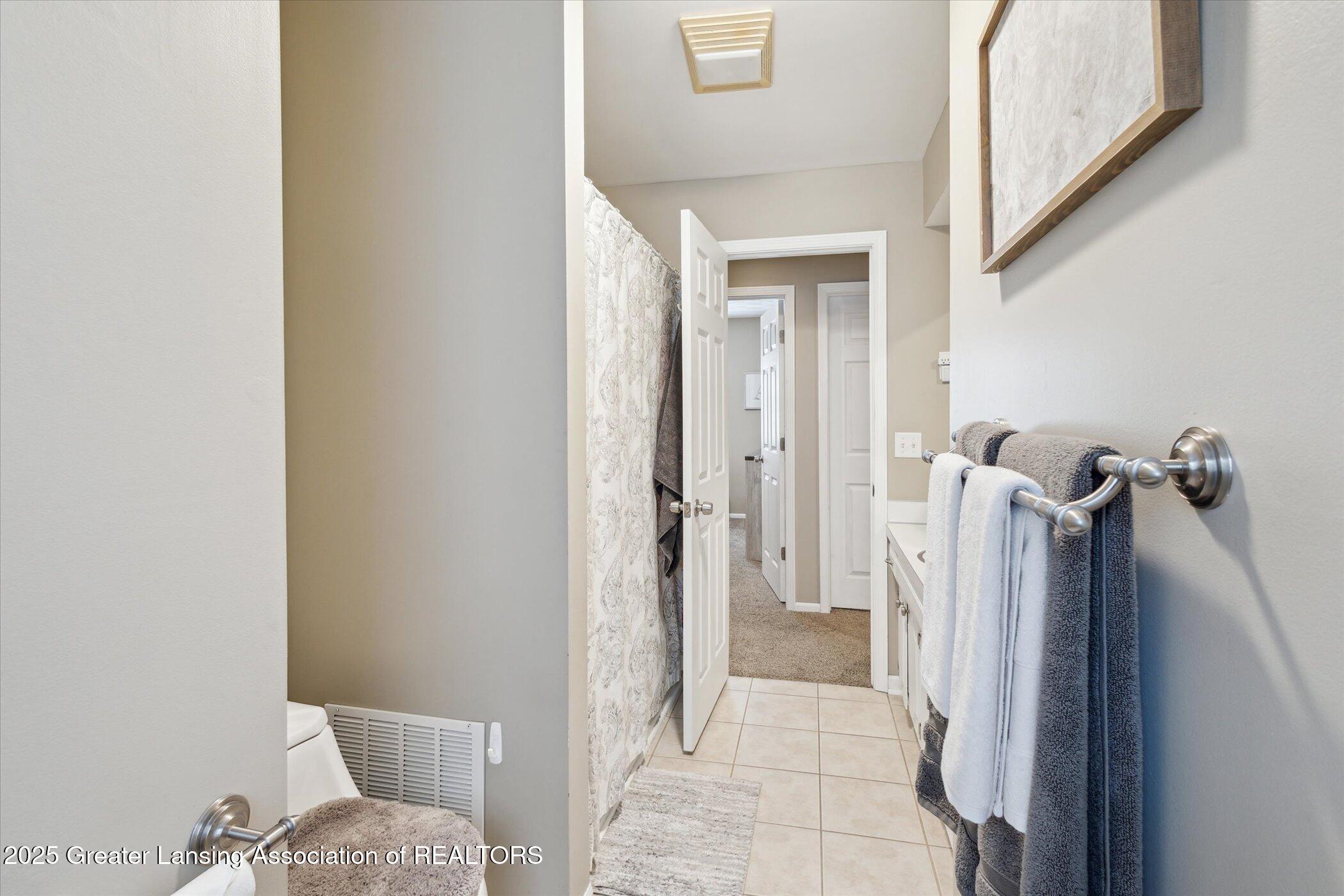 1347 North Creyts Road Lansing, MI 48917 - Photo 28 of 42 29-1347-N-Creyts-Rd-Lansing-MI-48917-Win