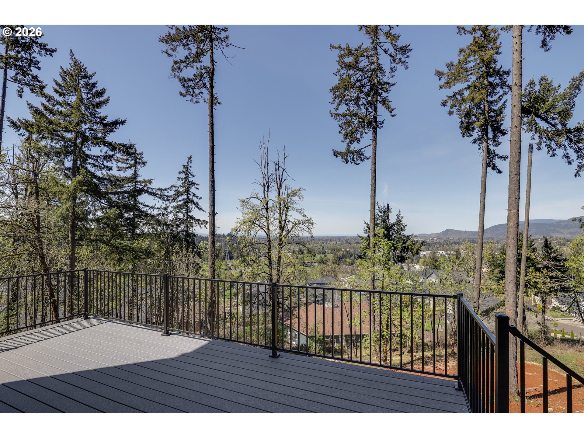3714 Weldon Lane Eugene, OR 97403 - Photo 30 of 36 a view of ocean from a balcony