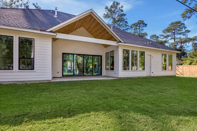 $1,549,000 | 9908 Warwana Road, Houston, TX 77080