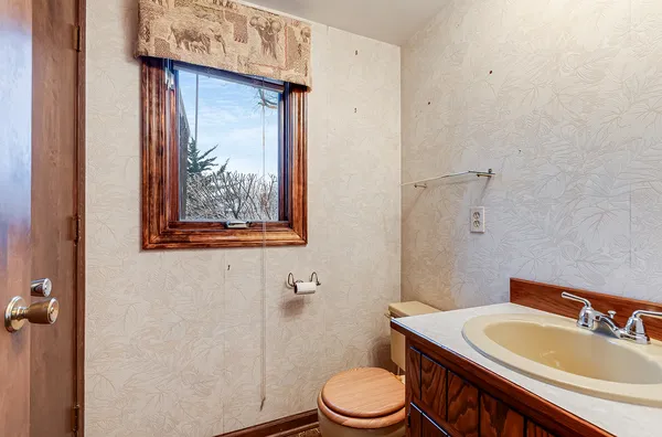 $375,000 | 3311 Indianwood Lane, Joliet, IL 60431