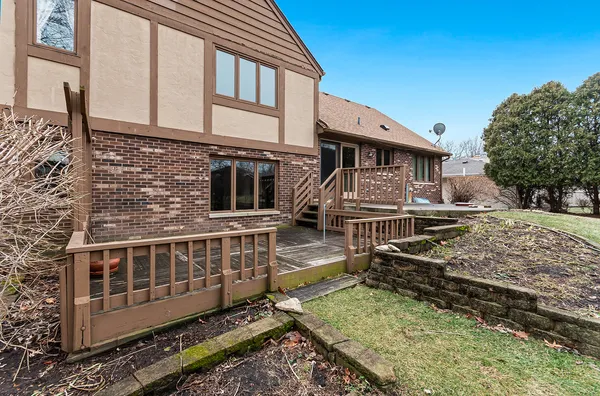 $375,000 | 3311 Indianwood Lane, Joliet, IL 60431