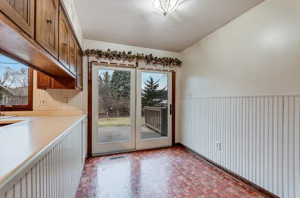 $375,000 | 3311 Indianwood Lane, Joliet, IL 60431