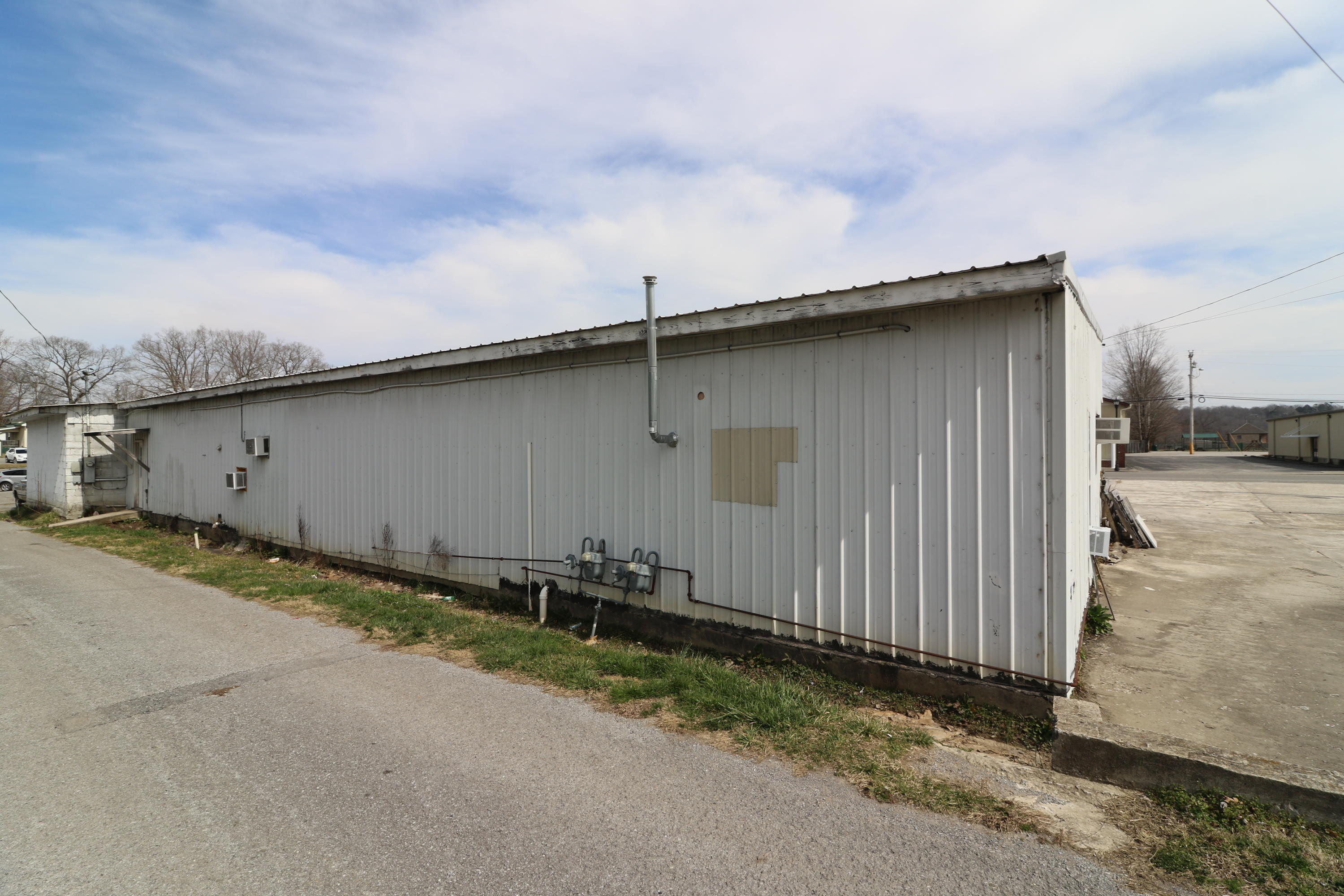 Main Street Oneida, TN 37841 - Photo 32 of 40 094A3677