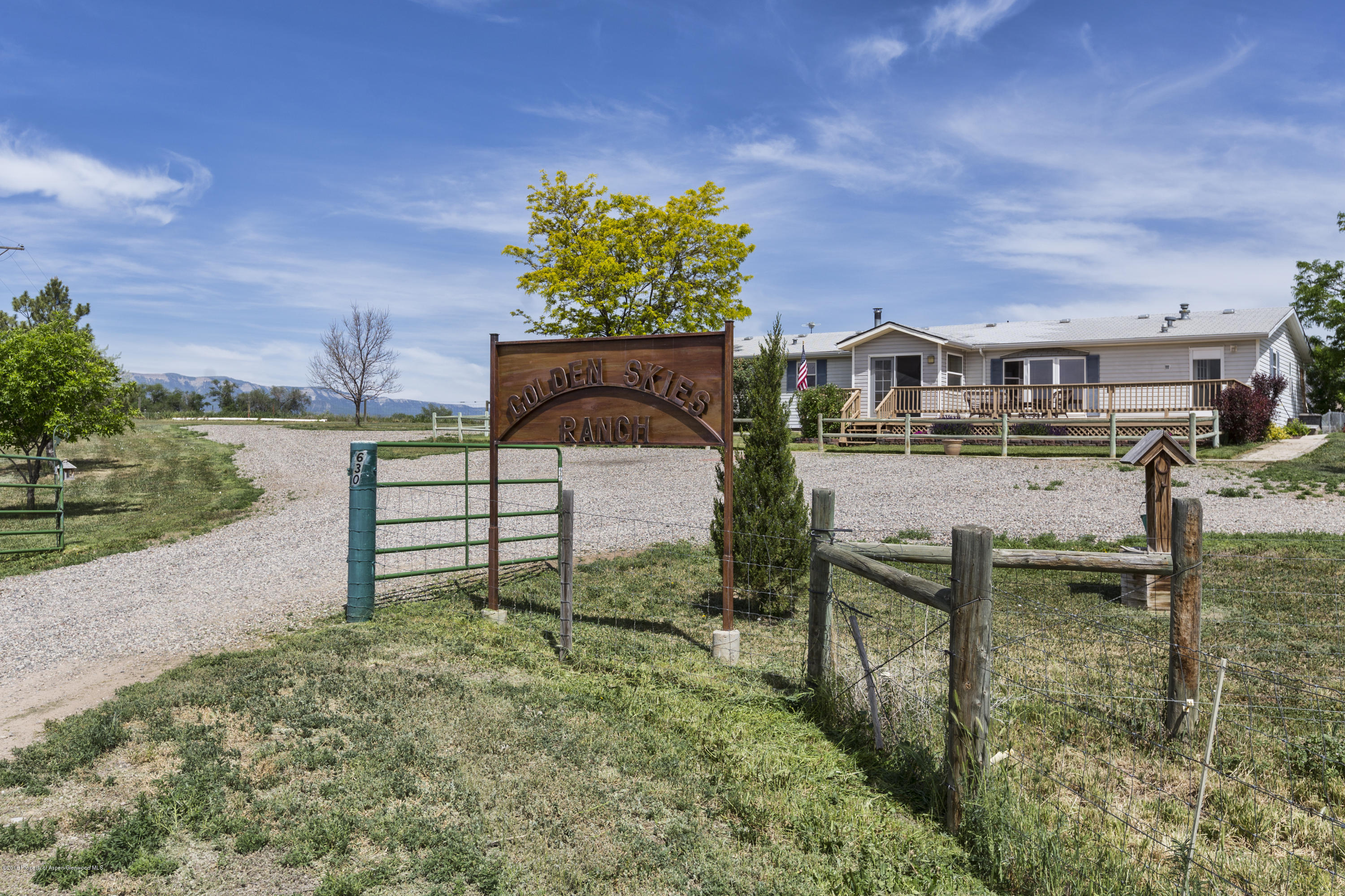 630 Lariat Road Silt, CO 81652 - Photo 2 of 21