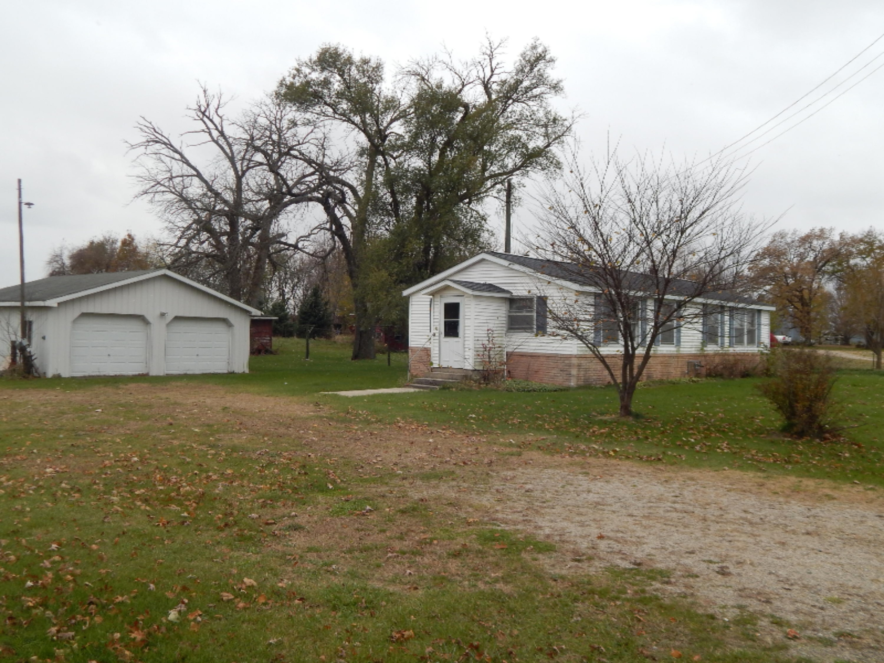25201 Fawn River Road Sturgis, MI 49091 - Photo 3 of 12 DSCN4625