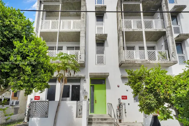 $2,000 | 771 Northwest 1st Street, Unit 302, Miami, FL 33128