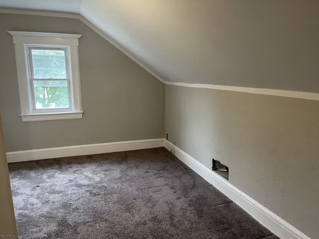 $2,900 | 162 High Street, South Bound Brook, NJ 08880