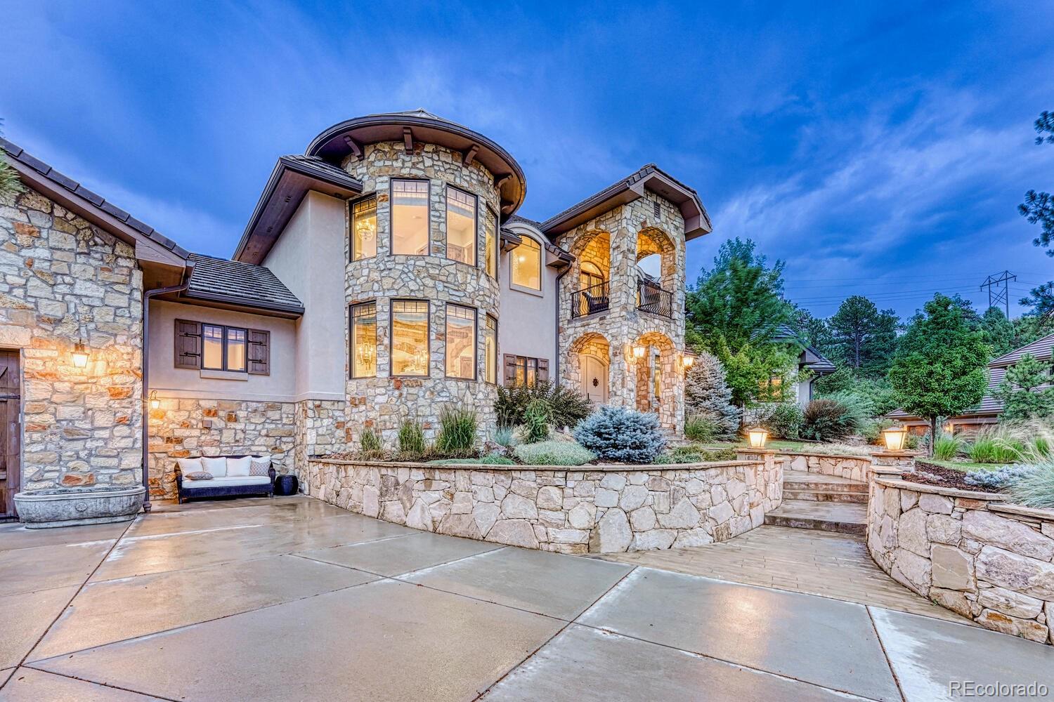2236 Beechnut Place Castle Rock, CO 80108 - Photo 4 of 40 a front view of a house with a yard