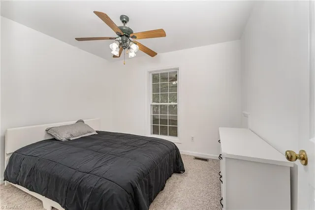 $299,500 | 634 East Swannanoa Avenue, Liberty, NC 27298