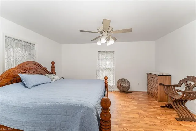 $299,500 | 634 East Swannanoa Avenue, Liberty, NC 27298