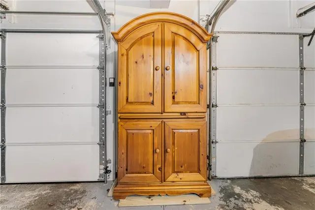 $299,500 | 634 East Swannanoa Avenue, Liberty, NC 27298