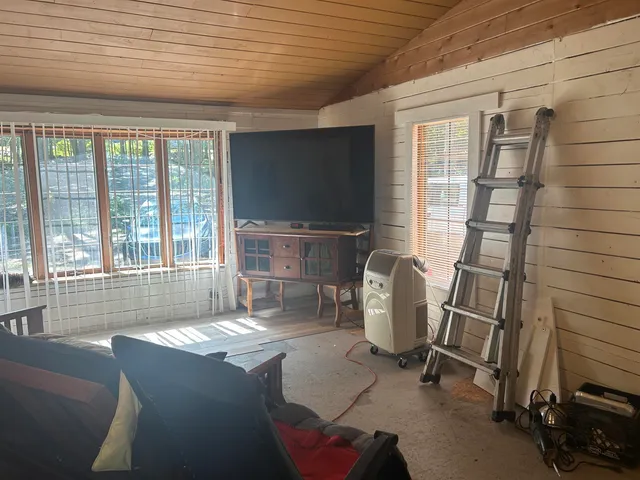 $325,000 | 77 Mackey Road, Troy, NH 03465