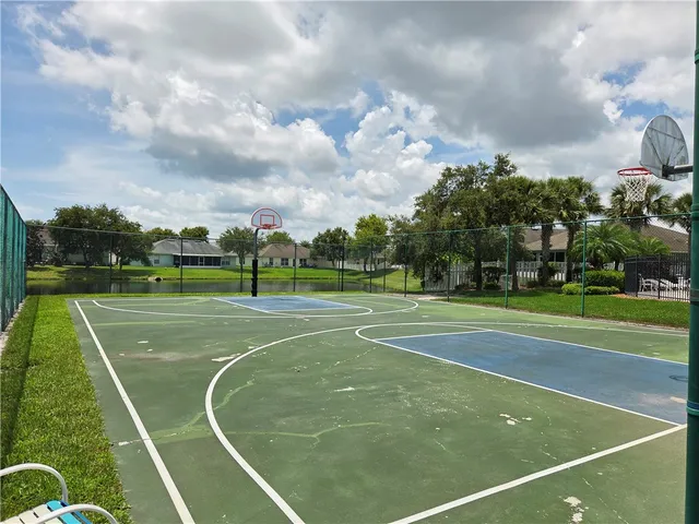 a view of a tennis court
