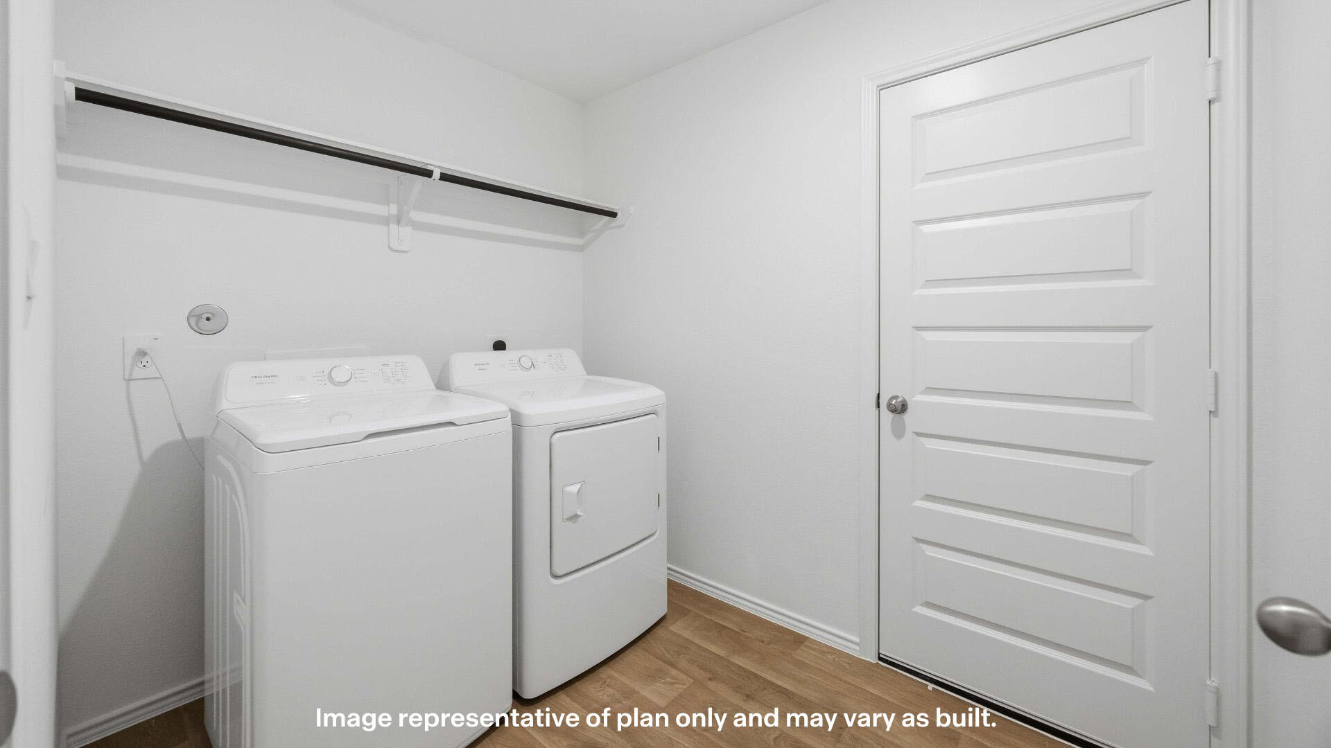 7441 10th Street Lubbock, TX 79416 - Photo 7 of 25 a utility room with dryer and washer