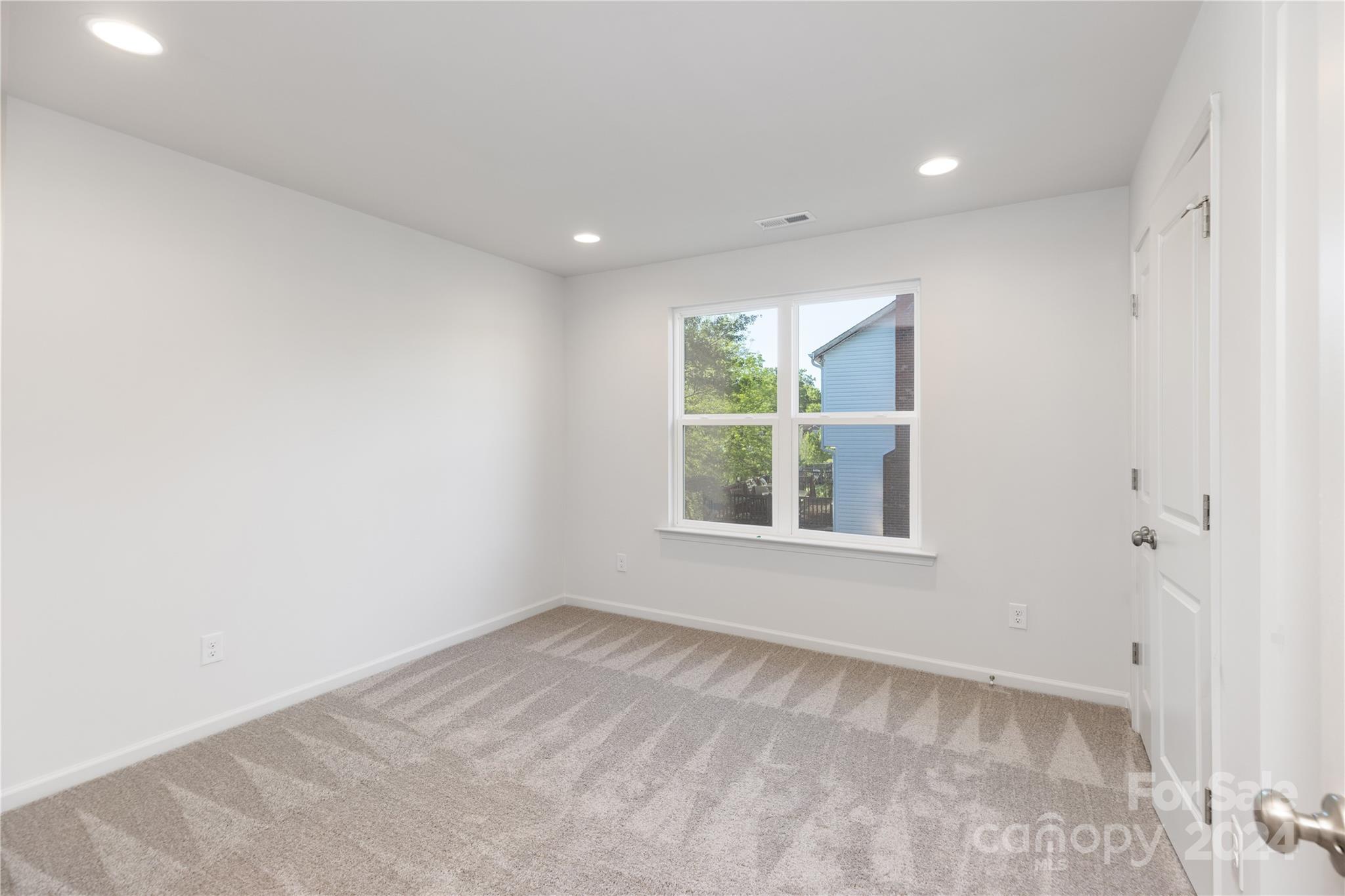 8536 Starnes Randall Road Charlotte, NC 28215 - Photo 17 of 21 Gallery Image 17